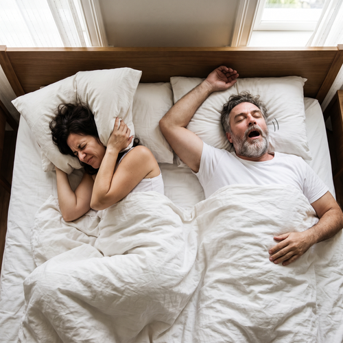 Smart Snore-Response Sleep Device – Gentle Vibration Night Support